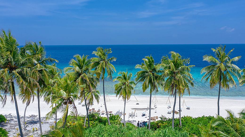 Jambiani white sand beach